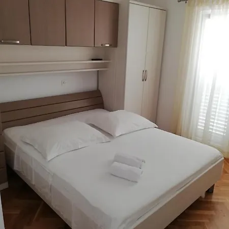 Anita Apartment